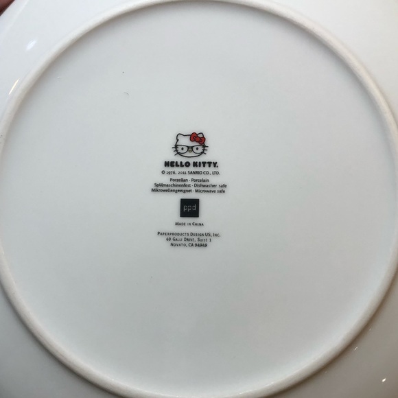 Hello Kitty Plate Set - Nerd Kitty - Picture 7 of 7